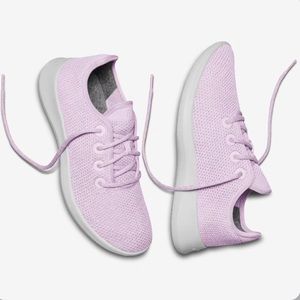 Allbirds lilac tree runner size 10 original box
